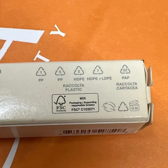 RHODE Peptide Lip Treatment in Salted Caramel - Picture 5 of 9